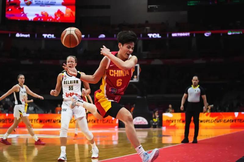 女篮内线顶级，后卫+锋线实力堪忧！没得分没传球，太耽误上限了